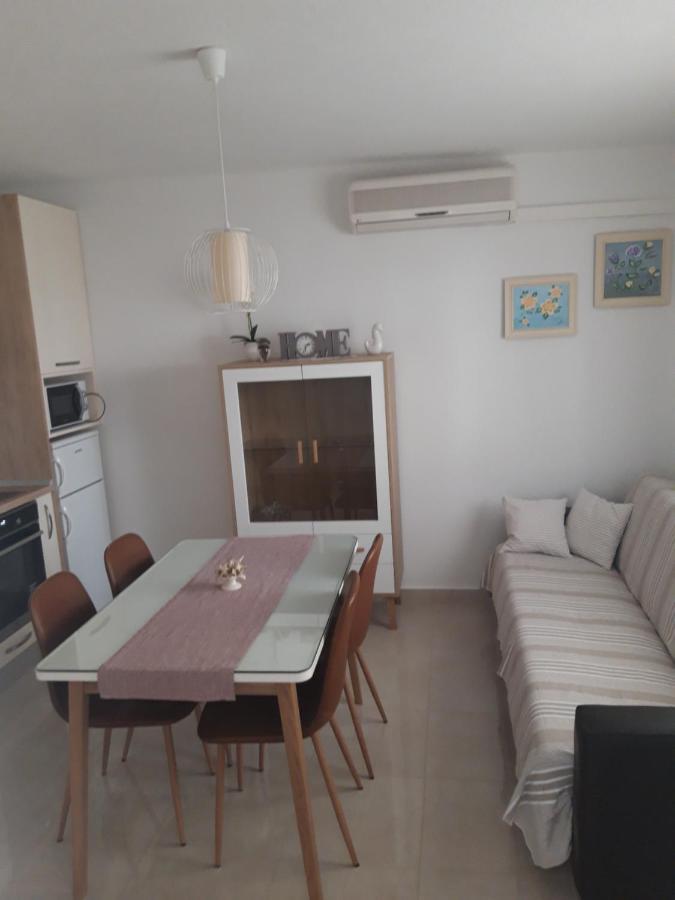 Apartments Smiljana Mucic Makarska Eksteriør bilde