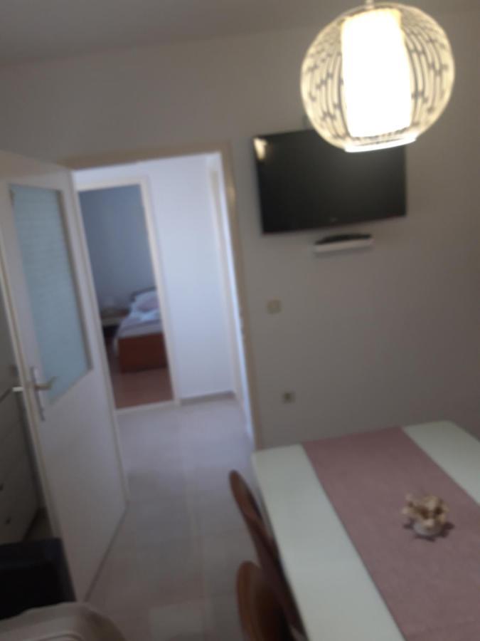 Apartments Smiljana Mucic Makarska Eksteriør bilde