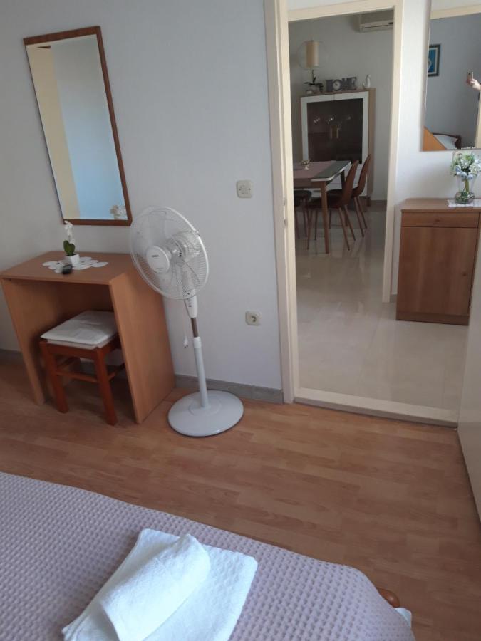 Apartments Smiljana Mucic Makarska Eksteriør bilde